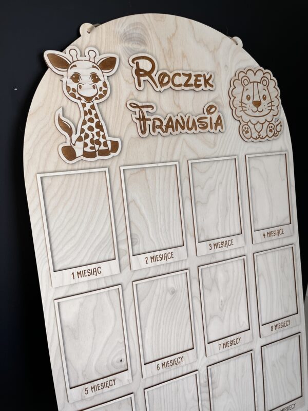 Personalizowana tablica na zdjęcia Mój pierwszy Roczek 12 zdjęć safari - obrazek 5
