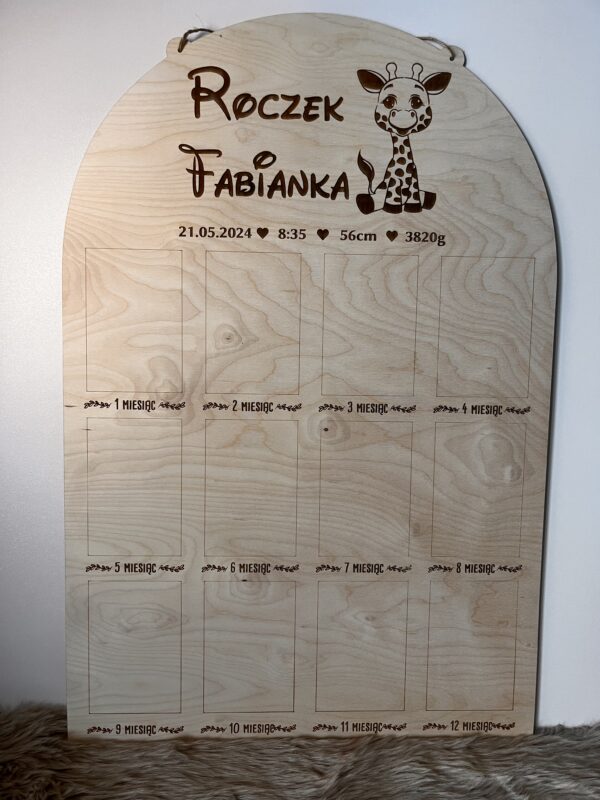 Personalizowana tablica na zdjęcia Mój pierwszy Roczek 12 zdjęć